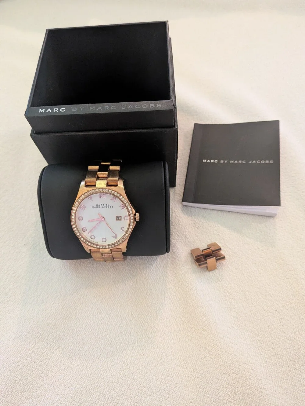MARC JACOBS HENRY ROSE GOLD TONE,CRYSTALS,S/STEEL BRACELET WATCH MBM3079
